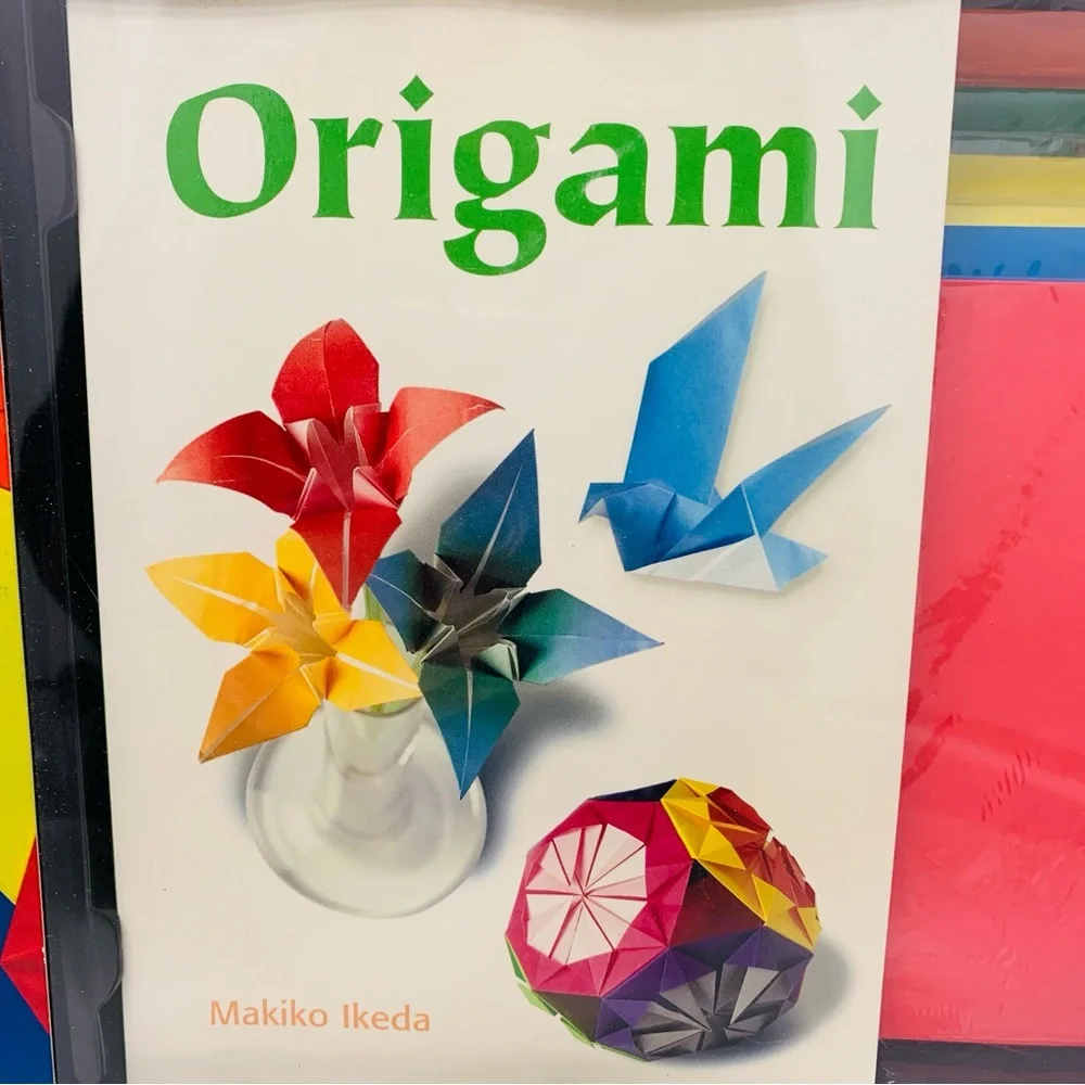 Origami Book & Paper Kit Makiko Ikeda - Picture 2 of 12